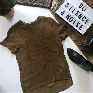 UO Silence & Noise • modern woven pocket tee